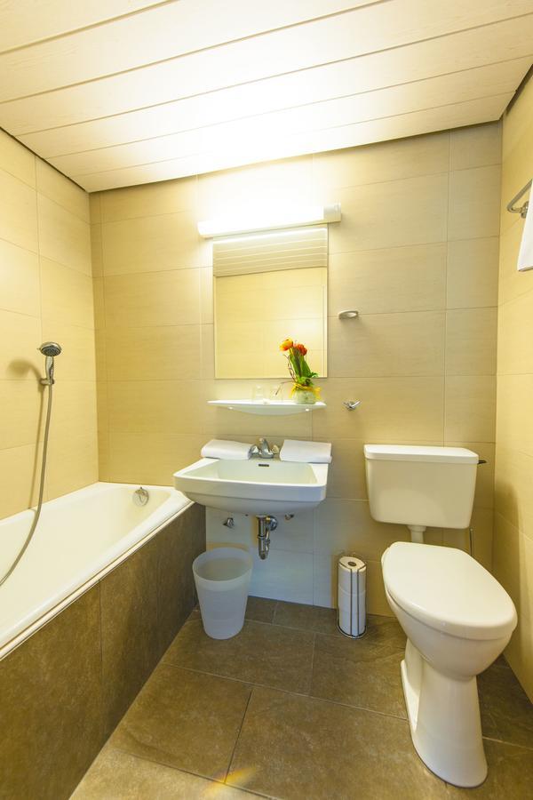 Hotel Rössl-Dependance Neue Post Schladming Buitenkant foto