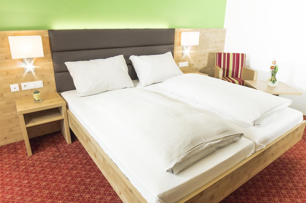 Hotel Rössl-Dependance Neue Post Schladming Buitenkant foto